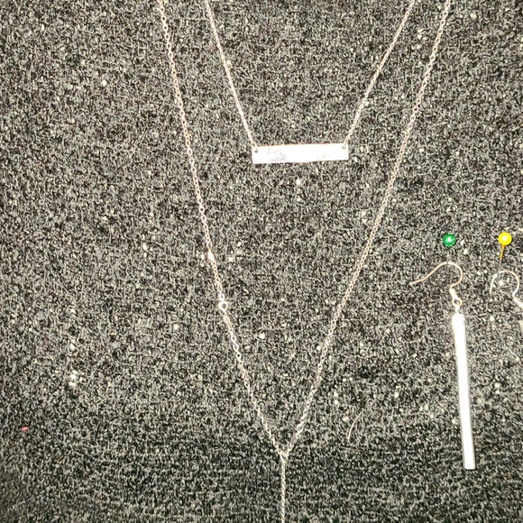 Jewelry - Picture 2 of 8